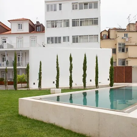 Plum Guide - The Writer's Corner Apartment Lissabon